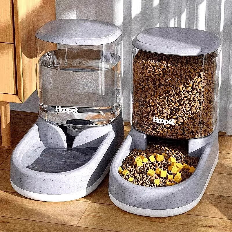 Pet water fountain, automatic cat feeder, water dispenser for dogs and cats, running water, non-electric water bottle.